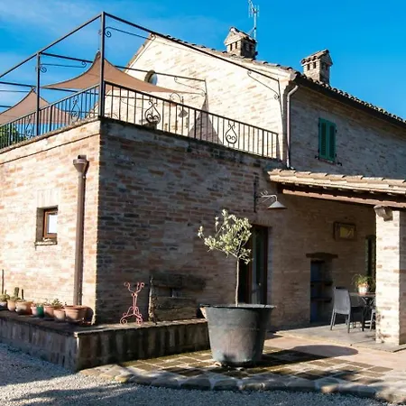 Country Houses With Pool In Le Marche *