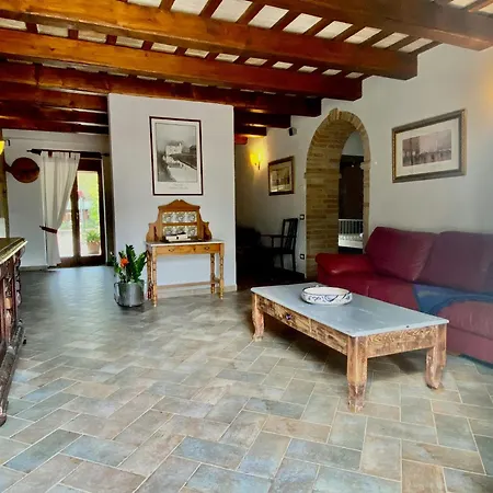 Country Houses With Pool In Le Marche Dom wakacyjny