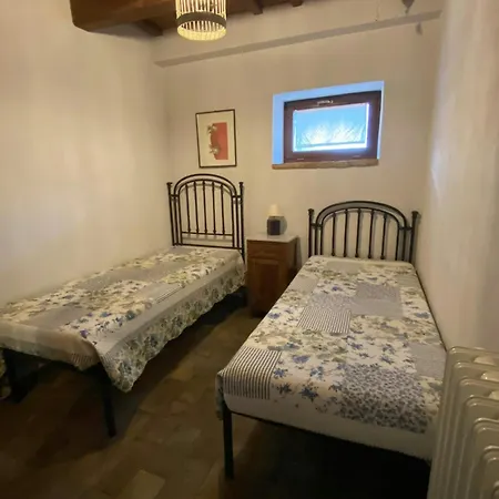 Country Houses With Pool In Le Marche * Ponzano di Fermo