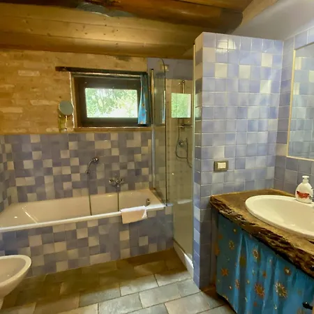 Σπίτι διακοπών Country Houses With Pool In Le Marche *