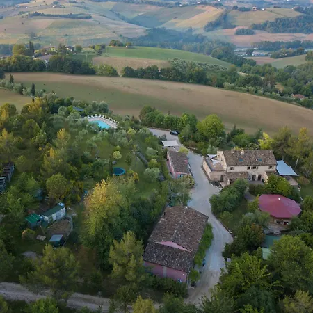 Country Houses With Pool In Le Marche Ponzano di Fermo